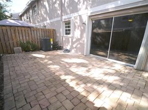 12142 SW 50th Ct, Cooper City FL 33330