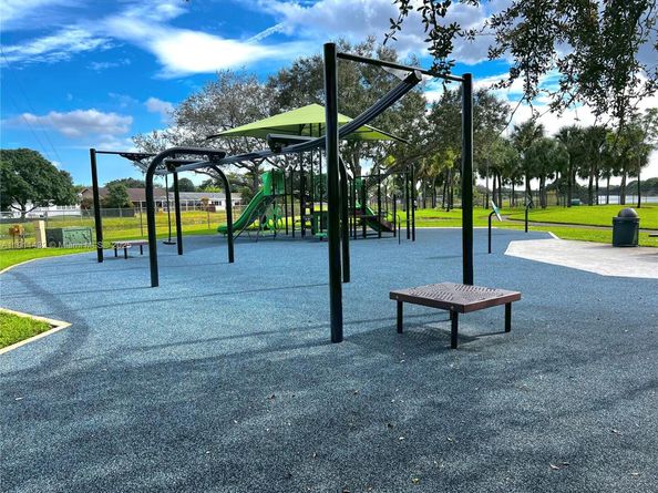 12142 SW 50th Ct, Cooper City FL 33330