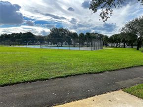 12142 SW 50th Ct, Cooper City FL 33330