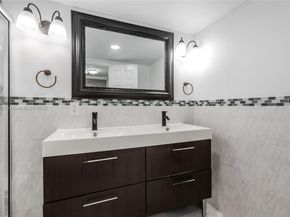 2450 NE 135th St 607, North Miami FL 33181
