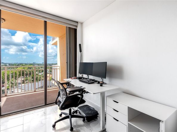 2450 NE 135th St 607, North Miami FL 33181