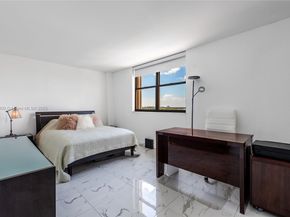 2450 NE 135th St 607, North Miami FL 33181