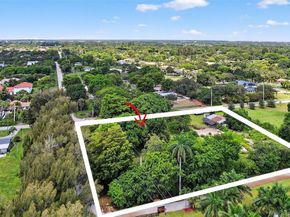13851 SW 26th St, Davie FL 33325