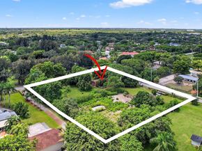 13851 SW 26th St, Davie FL 33325