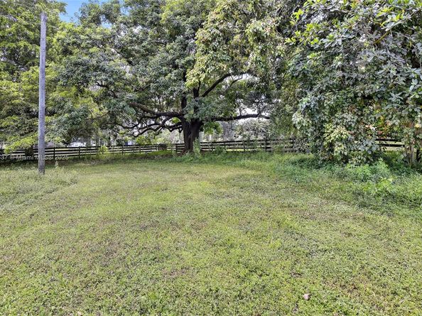 13851 SW 26th St, Davie FL 33325