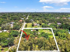 13851 SW 26th St, Davie FL 33325