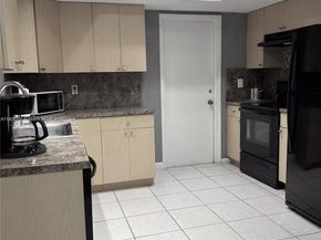 6960 NW 11th Ct, Margate FL 33063