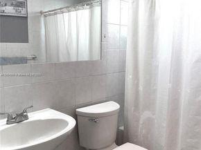 6960 NW 11th Ct, Margate FL 33063