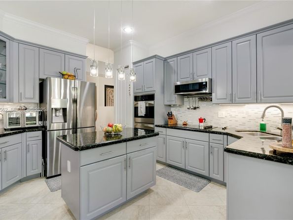 13163 SW 191st Ter, Miami FL 33177