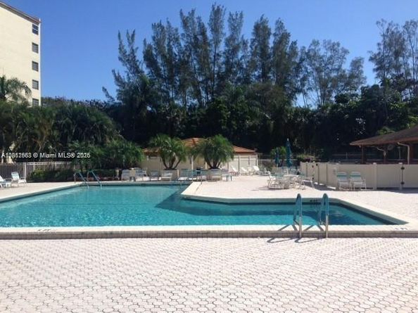 3910 Inverrary Blvd 304B, Lauderhill FL 33319