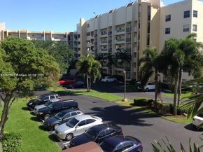 3910 Inverrary Blvd 304B, Lauderhill FL 33319