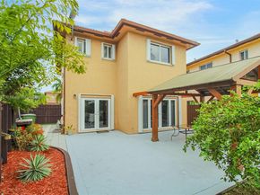 1033 NE 41st Ave, Homestead FL 33033