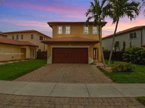 1033 NE 41st Ave, Homestead FL 33033