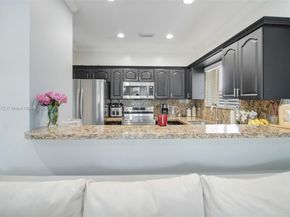 1033 NE 41st Ave, Homestead FL 33033