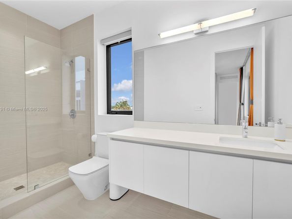 16572 S Botaniko Dr S, Weston FL 33326