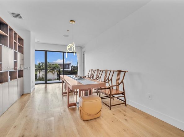 16572 S Botaniko Dr S, Weston FL 33326