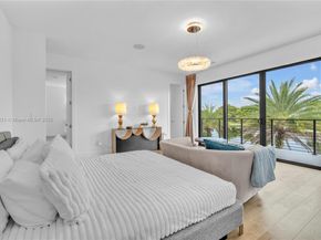 16572 S Botaniko Dr S, Weston FL 33326