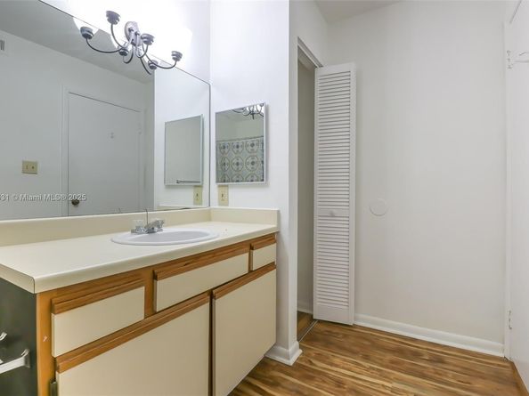 8051 SW 21st Ct 8051, Miramar FL 33025