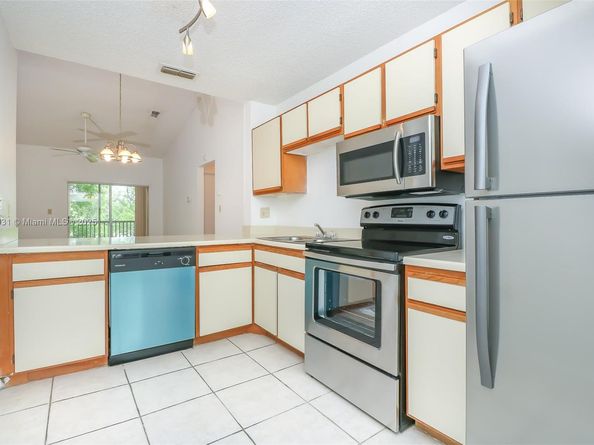 8051 SW 21st Ct 8051, Miramar FL 33025