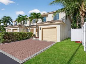 4456 Crystal Lake Dr, Deerfield Beach FL 33064