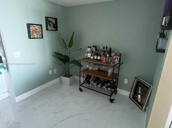 650 NE 32nd St 4406, Miami FL 33137
