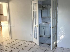 4824 NW 15th Ct, Miami FL 33142