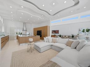 1825 Cleveland Rd, Miami Beach FL 33141