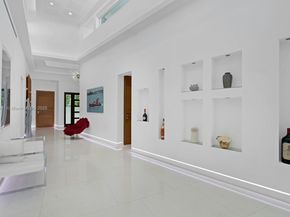 1825 Cleveland Rd, Miami Beach FL 33141