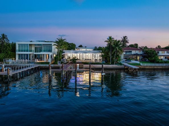 1825 Cleveland Rd, Miami Beach FL 33141