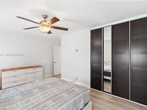 437 Golden Isles Dr 11J, Hallandale Beach FL 33009