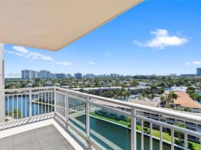 437 Golden Isles Dr 11J, Hallandale Beach FL 33009