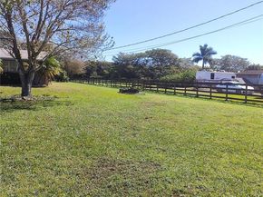 5490 SW 128th Ave, Southwest Ranches FL 33330