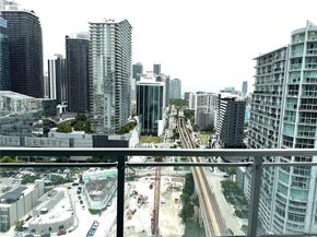 92 SW 3rd St 1605, Miami FL 33130