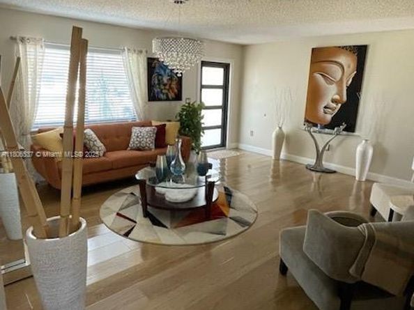 16361 SW 114th Ct, Miami FL 33157