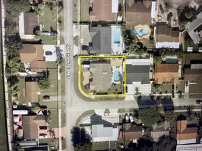 16361 SW 114th Ct, Miami FL 33157