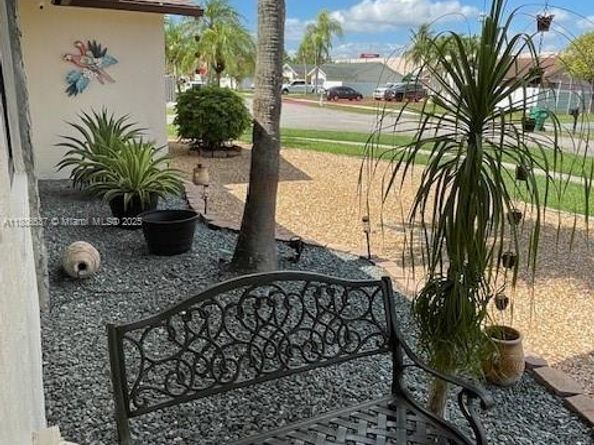 16361 SW 114th Ct, Miami FL 33157
