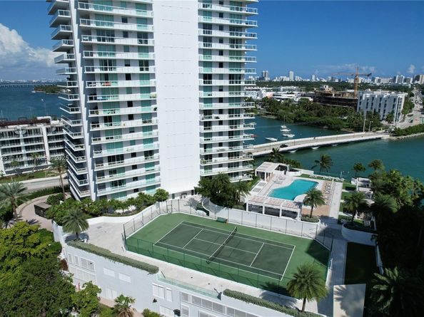 10 Venetian Way 604, Miami Beach FL 33139