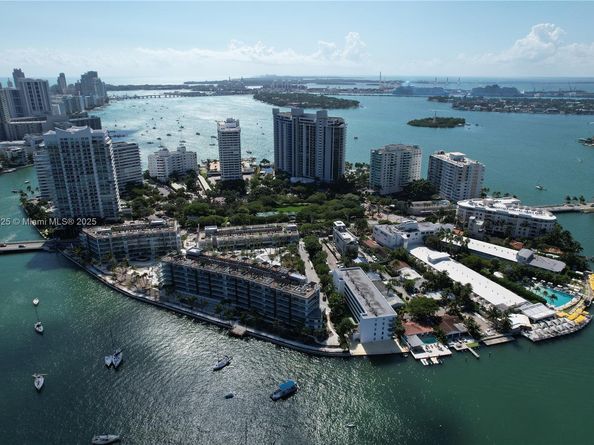 10 Venetian Way 604, Miami Beach FL 33139