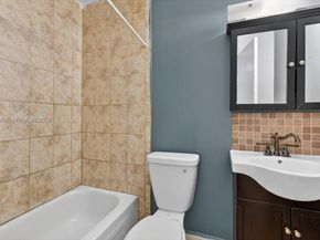 9125 Limetree Ln 168, Pembroke Pines FL 33024