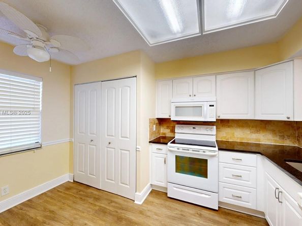 7220 Lake Cir Dr 106, Margate FL 33063