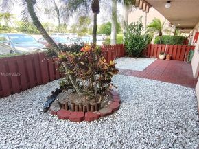 7220 Lake Cir Dr 106, Margate FL 33063