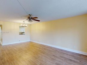7220 Lake Cir Dr 106, Margate FL 33063