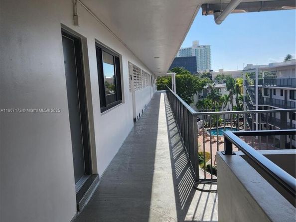 2924 Day Ave PH4N, Coconut Grove FL 33133