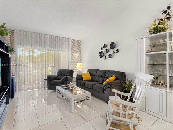 7831 Willow Spring Dr 525, Lake Worth FL 33467