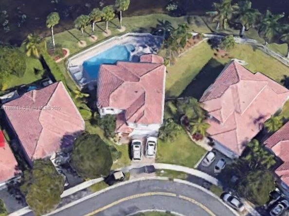 155 S Granada Ave, Weston FL 33326