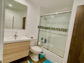 155 S Granada Ave, Weston FL 33326
