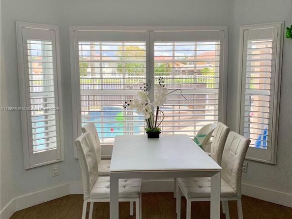155 S Granada Ave, Weston FL 33326