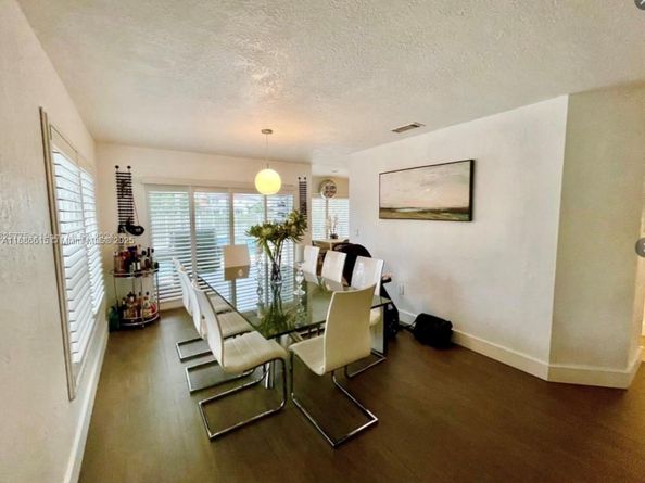 155 S Granada Ave, Weston FL 33326