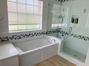 155 S Granada Ave, Weston FL 33326