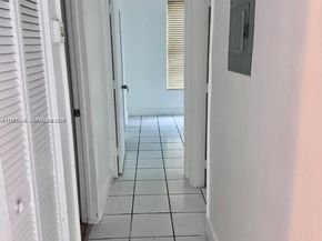 9678 Fontainebleau Blvd 111, Miami FL 33172